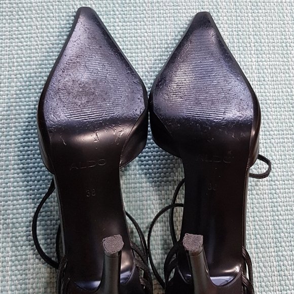 Almost New! Aldo heels - Picture 4 of 7